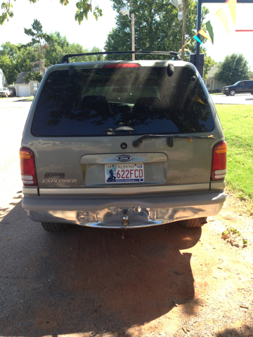 1999 Ford Explorer Service BODY
