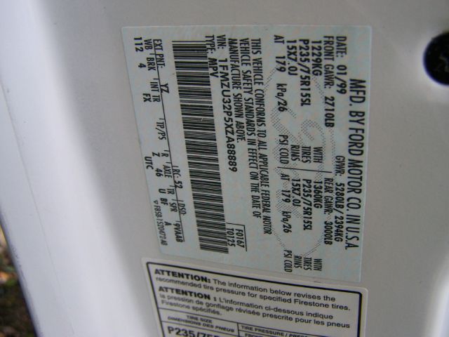 1999 Ford Explorer SL 4x4 Regular Cab