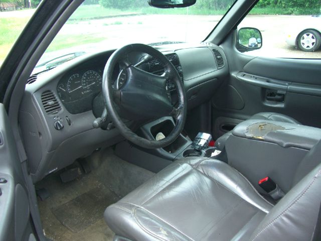 2000 Ford Explorer Reg Cab 159.5 WB C5B