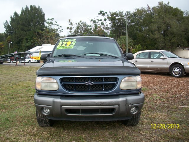 2000 Ford Explorer SLT 15