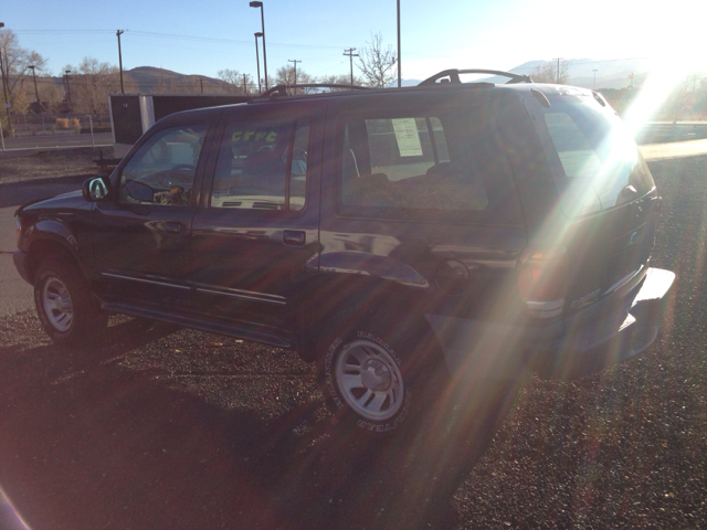 2000 Ford Explorer Crew Cab Short Box 2-wheel Drive SLE
