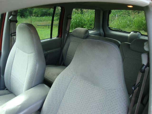2000 Ford Explorer Reg Cab 159.5 WB C5B