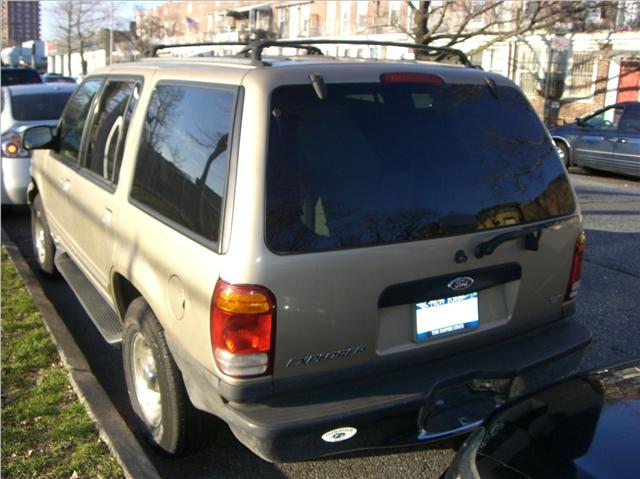 2000 Ford Explorer Unknown
