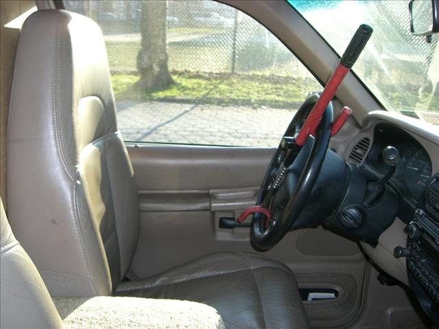 2000 Ford Explorer Unknown