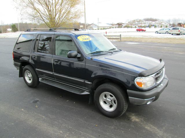 2000 Ford Explorer SL 4x4 Regular Cab
