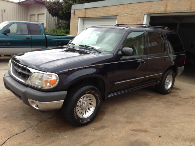 2000 Ford Explorer Unknown