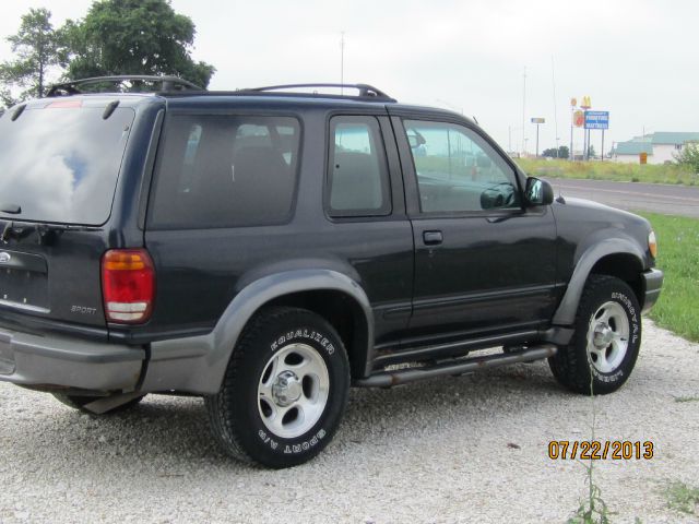 2000 Ford Explorer Reg Cab 159.5 WB C5B
