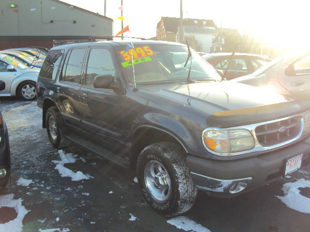 2000 Ford Explorer SL 4x4 Regular Cab