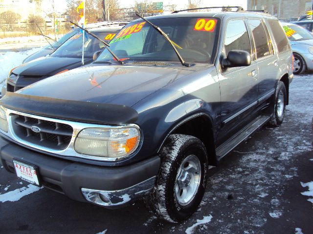 2000 Ford Explorer SL 4x4 Regular Cab