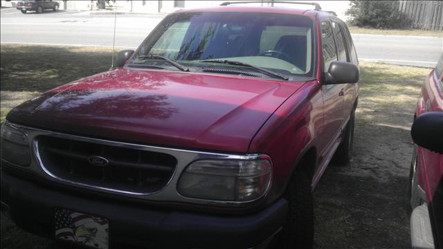 2000 Ford Explorer ESi