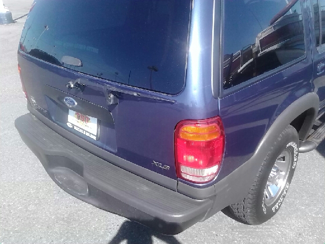 2000 Ford Explorer Reg Cab 159.5 WB C5B