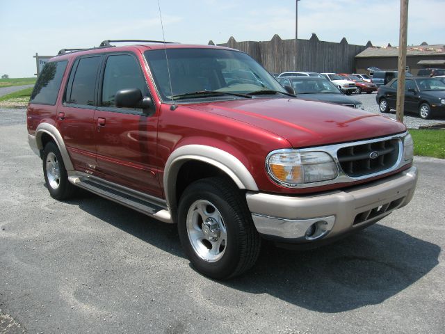 2000 Ford Explorer E320 - Extra Sharp