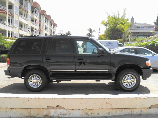 2000 Ford Explorer Reg Cab 159.5 WB C5B