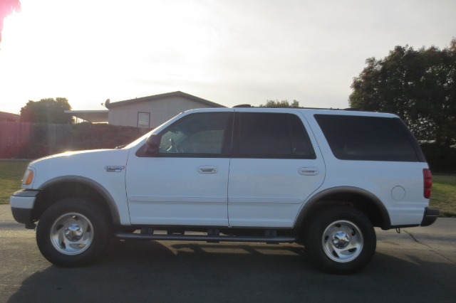 2000 Ford Explorer Crew Cab Short Box 2-wheel Drive SLE