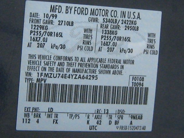 2000 Ford Explorer E320 - Extra Sharp