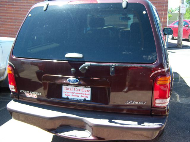 2000 Ford Explorer Super