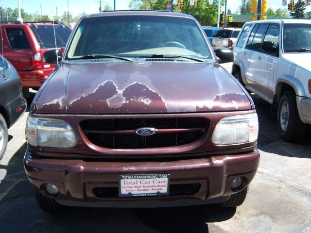 2000 Ford Explorer Super