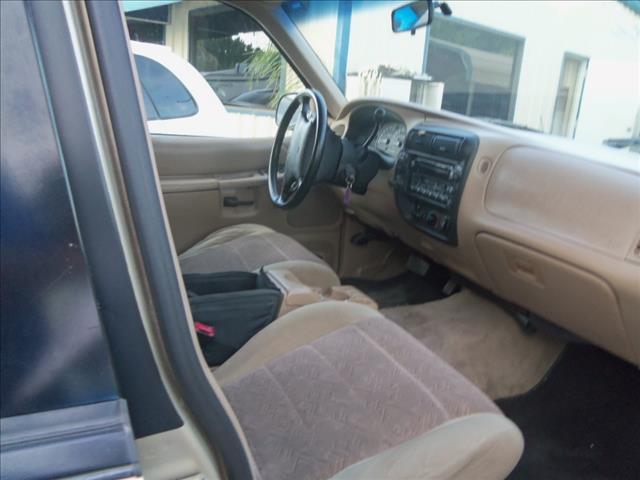 2000 Ford Explorer Sport 4WD