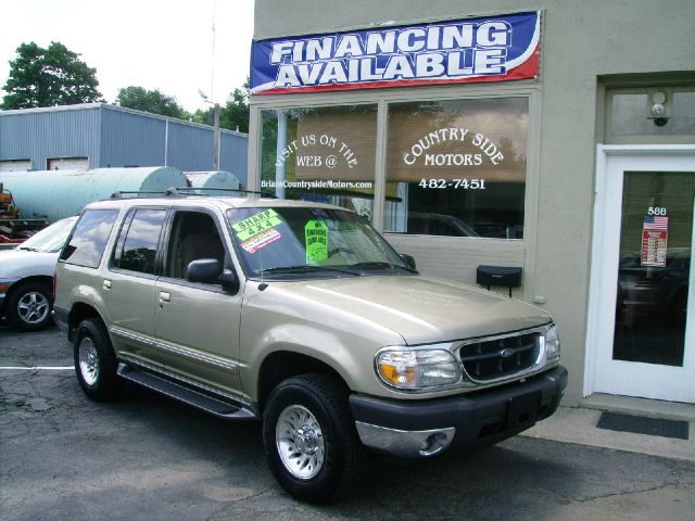 2000 Ford Explorer SL 4x4 Regular Cab