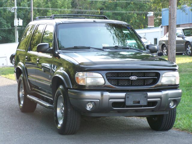 2000 Ford Explorer SL 4x4 Regular Cab
