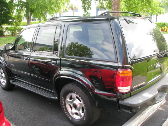 2000 Ford Explorer 3.0 Avant Quattro