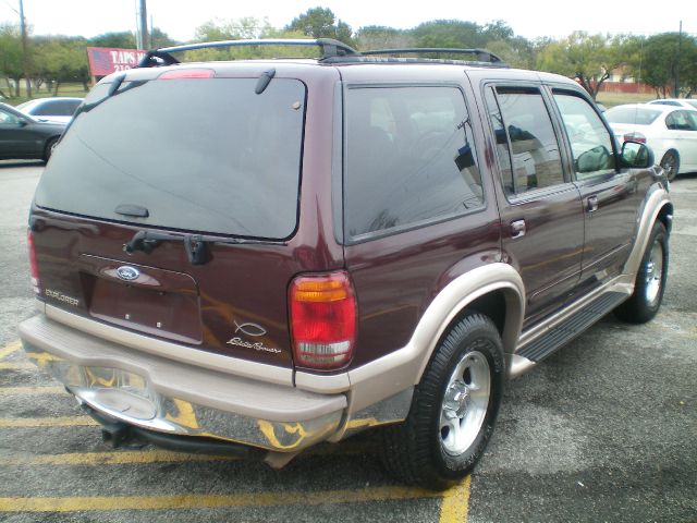 2000 Ford Explorer SL 4x4 Regular Cab