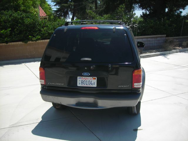 2000 Ford Explorer SLT 15