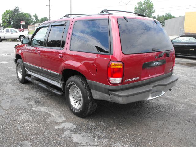 2000 Ford Explorer SL 4x4 Regular Cab