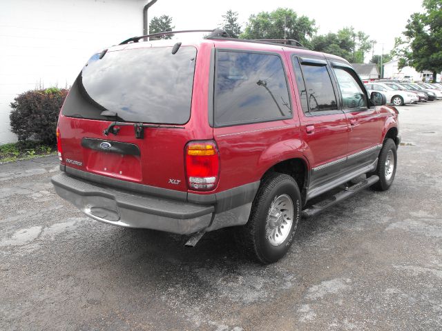 2000 Ford Explorer SL 4x4 Regular Cab