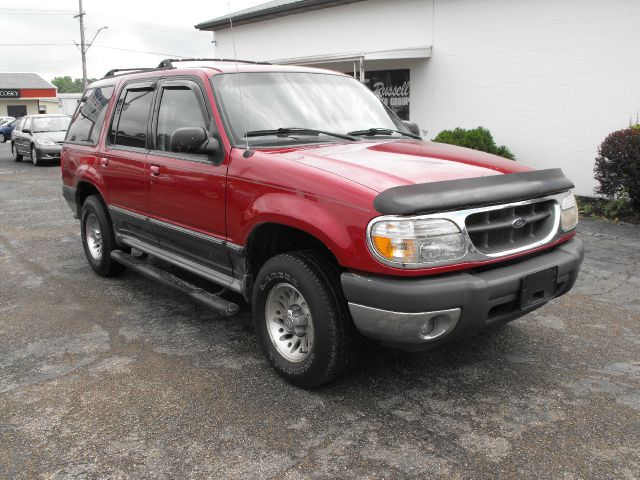 2000 Ford Explorer SL 4x4 Regular Cab