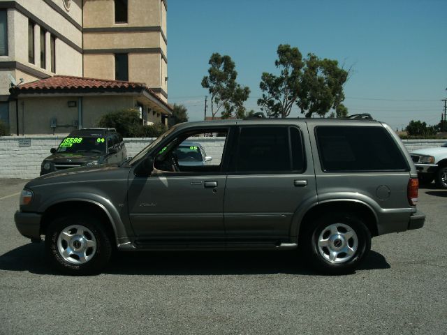 2000 Ford Explorer 3.0 Avant Quattro