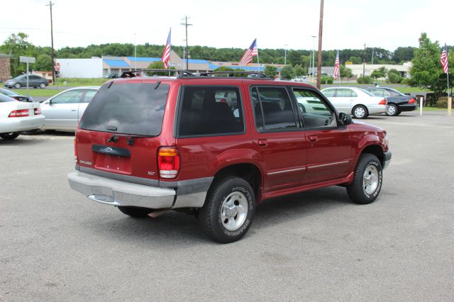 2000 Ford Explorer SL 4x4 Regular Cab