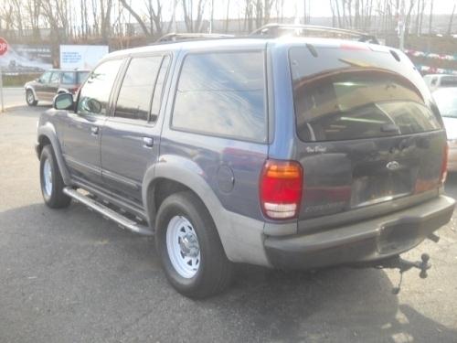 2000 Ford Explorer XLS