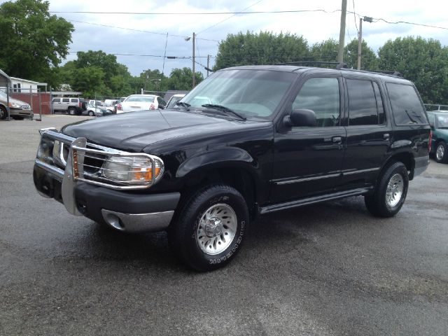 2001 Ford Explorer SL 4x4 Regular Cab
