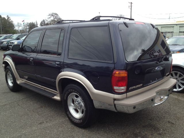 2001 Ford Explorer E320 - Extra Sharp