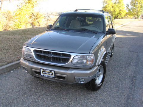 2001 Ford Explorer Service BODY