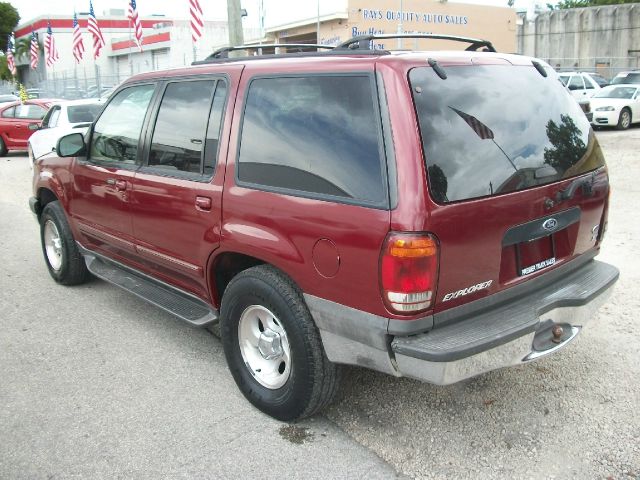 2001 Ford Explorer SL 4x4 Regular Cab