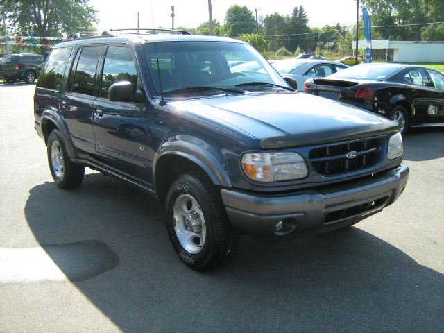 2001 Ford Explorer SL 4x4 Regular Cab