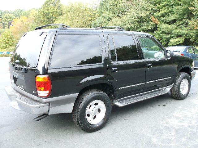 2001 Ford Explorer SL 4x4 Regular Cab