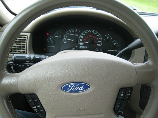 2002 Ford Explorer 5dr CVT EX Hatchback