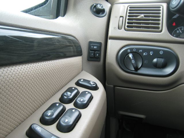 2002 Ford Explorer 5dr CVT EX Hatchback