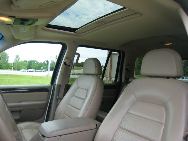 2002 Ford Explorer 5dr CVT EX Hatchback