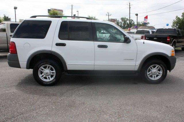 2002 Ford Explorer XLS