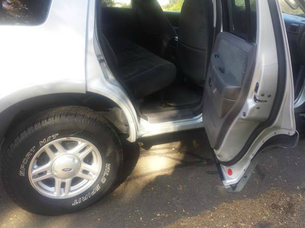 2002 Ford Explorer SL 4x4 Regular Cab