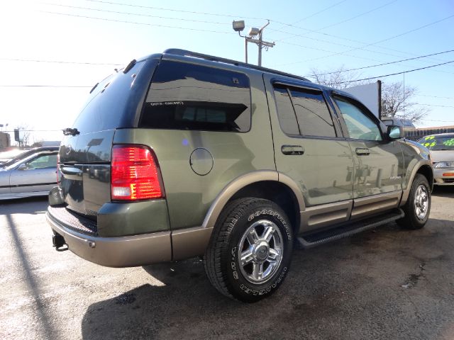 2002 Ford Explorer E320 - Extra Sharp