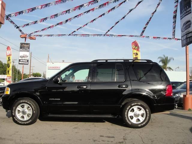 2002 Ford Explorer SLT 25