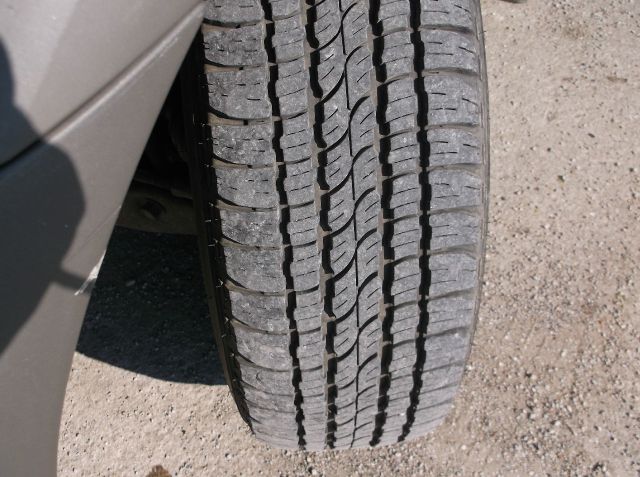 2002 Ford Explorer SL 4x4 Regular Cab