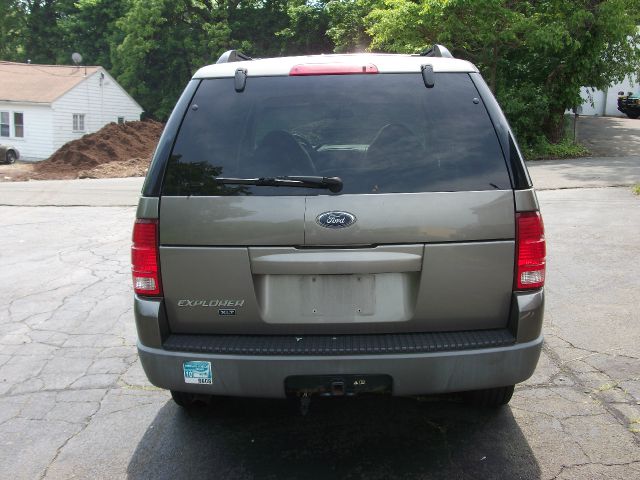 2002 Ford Explorer SL 4x4 Regular Cab