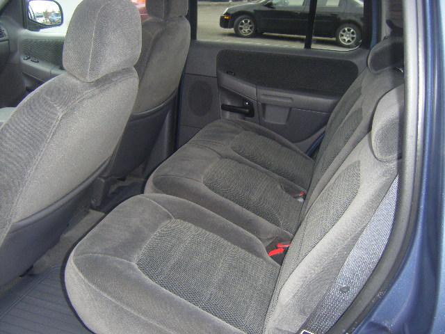 2002 Ford Explorer ESi