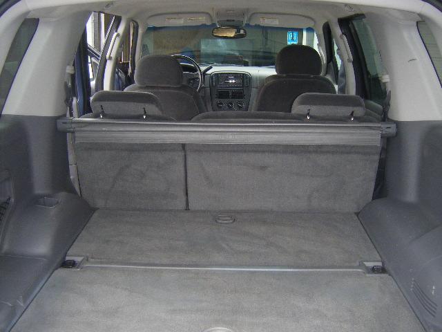 2002 Ford Explorer ESi